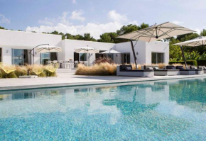 Hotel The Perfect Luxury Villa with Private Pool, Ibiza Villa 1069